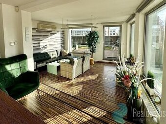 Sdílený pronájem, kancelářské prostory 52m2, terasa 30m2, Ná