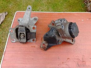 Ford Focus mk1 - držáky/silenbloky motoru a převodovky - 1