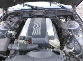 Motor BMW 740il M62