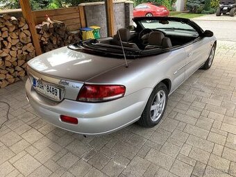 Prodám Chrysler Sebring 2,7 LXi Benzín Kabrio r.v. 2002