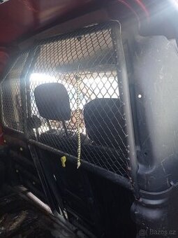 Příčka kufru Citroen Berlingo