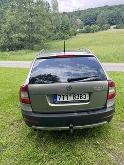 Škoda Octavia Scout - 1