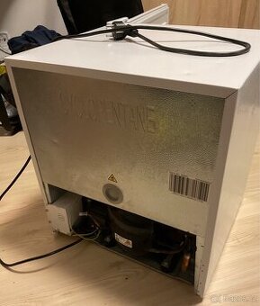Mrazák Philco - PSF 34 E Cube - Zachovalý