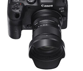 Sigma 18-50 mm f/2,8 DC DN pro Canon RF, jako nový, v záruce