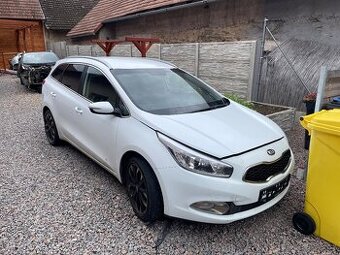 Kia Ceed SW 2013 1.6 crdi 94kw - 1