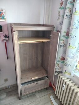 Dětská skříň IKEA SUNDVIK