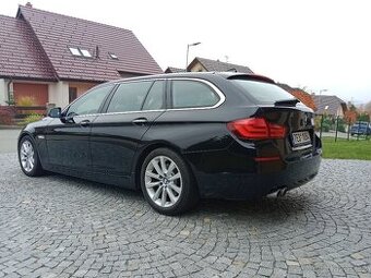 BMW 530, 180kw manuál, zadokolka, panorama, nez. topeni