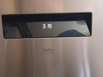 Myčka Beko,60 cm,15 sad, 2 roky stará