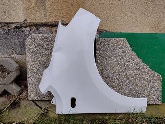 pravý přední blatník škoda Citigo