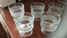 Skleněné misky, vázičky, hrnky, potravinové dózy