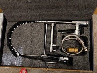 Kuchyňská baterie Pull-Out Shower Tap z nerezu