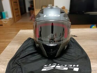 LS2 helma