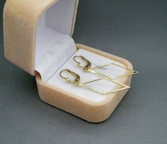 Zajímavé náušnice