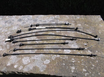 ŠKODA 120-FELCE NÁHRADNÍ DÍLY-ZRCÁTKA-VPLNĚ-VÝFKY A DÍLY