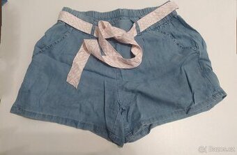 Esmara nenošené šortky s páskem velikost M (38)