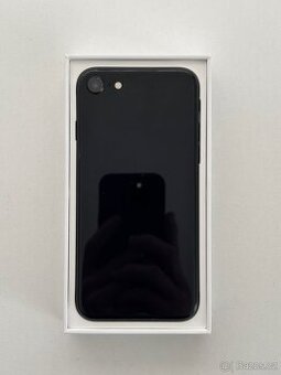 iPhone SE (2022) 64 GB Midnight – originální krabička