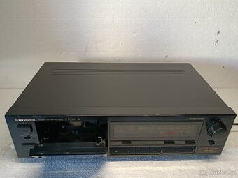 Pioneer CT-S210 Stereo kazeta (1992)