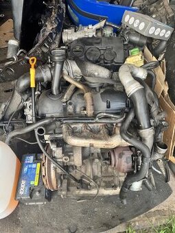 VW Transporter T5 motor 2.5 TDI 96 kW AXD
