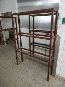 Stojany na akvária