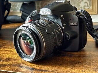 Nikon D3200 + 18-55mm VR + Komplet set  TOP stav (Jen 4 032