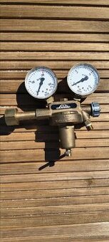Redukční ventil Linde na CO2