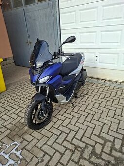 Aprilia SR GT 125