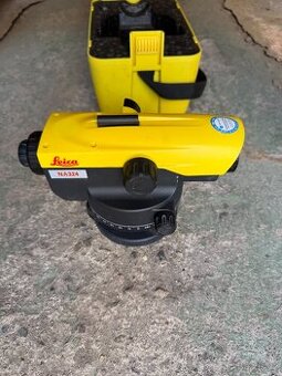 Leica NA324, nivelační přistroj