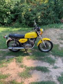 Suzuki GT 250 1976 - 1