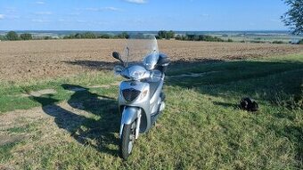 Skútr Honda Sh 125