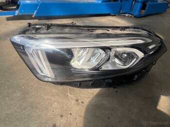 Světlomet mercedes w177 levý
