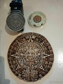 Mayský kalendář - ornament na zeď, mince a opasek