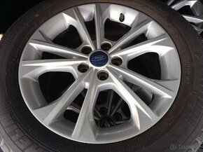 Extra zánovní letní al 17" ORIGINAL FORD KUGA MK2, r.v. 2018