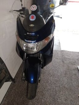 Suzuki Burgman an 400