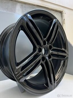 Original Audi Pompei r19