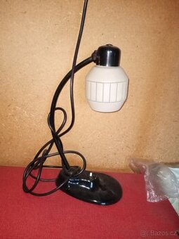 Stolní lampa