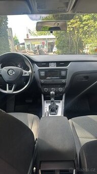 OCTAVIA III pro Uber, Liftago,