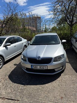 OCTAVIA III pro Uber, Liftago,