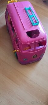 Karavan pro panenky