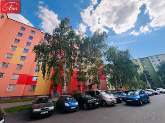 Prodej prostorného bytu 4+1, po rekonstrukci v Teplicích