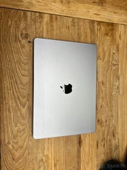 MacBook Air 15" M3 2024