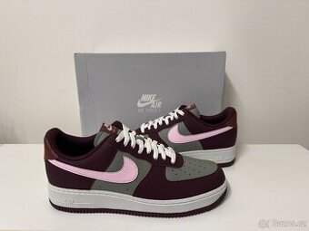 Nike Air Force 1 '07 NN Burgundy Crush vel.43/27,5cm