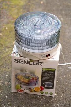 Sušička ovoce Sencor SFD 135E