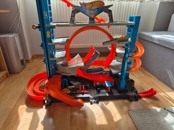 Garáž Hot wheels