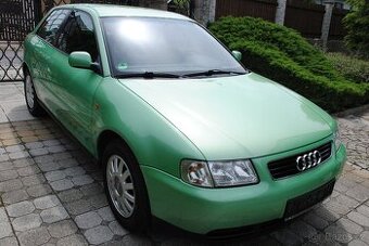 Audi A3 1.6MPi 74kW - climatronic - po 1. majiteli