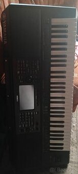 Yamaha PSR sx 700