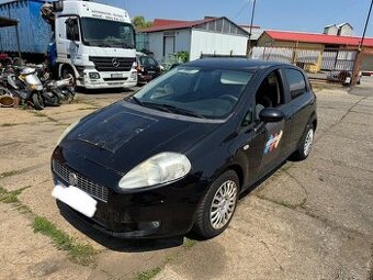 FIAT GRANDE PUNTO 2009 na nahradni dily