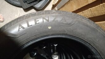 Bridgestone Alenza 235/55 R19 101V