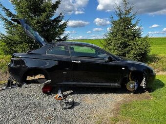 Rozprodej dílů Alfa Romeo gt 1.9