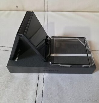 Samsung galaxy Z Flip 7 512GB Top stav ☎️Do neděle 20000,-Kč