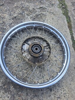 Jawa 20 pionyr a jawa čz 175/356 kola